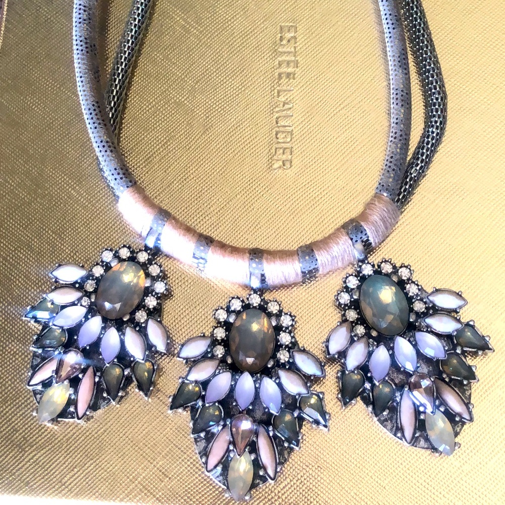 Express Statement necklace
